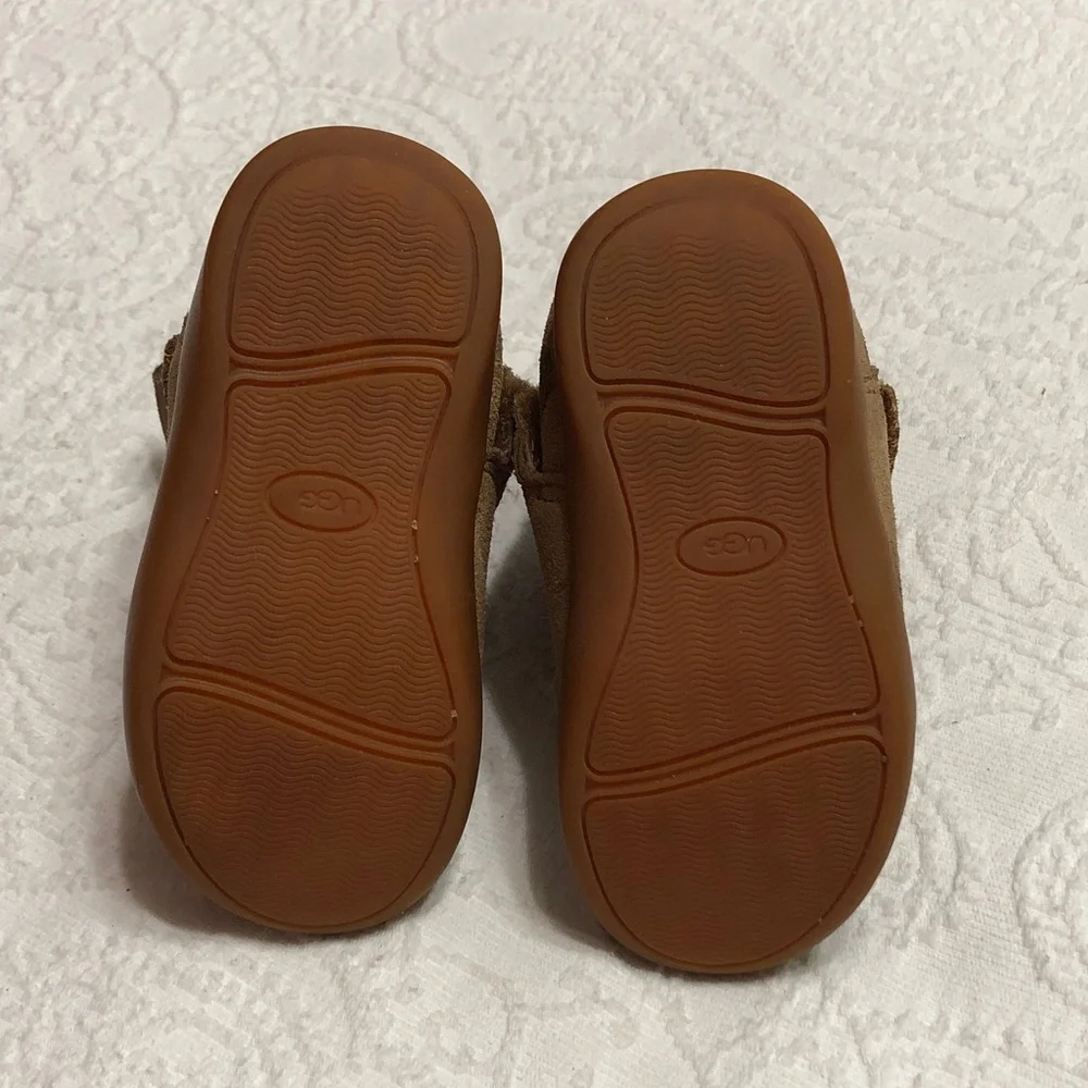 UGG Size 7T Toddler Chestnut Suede Shearling Boots